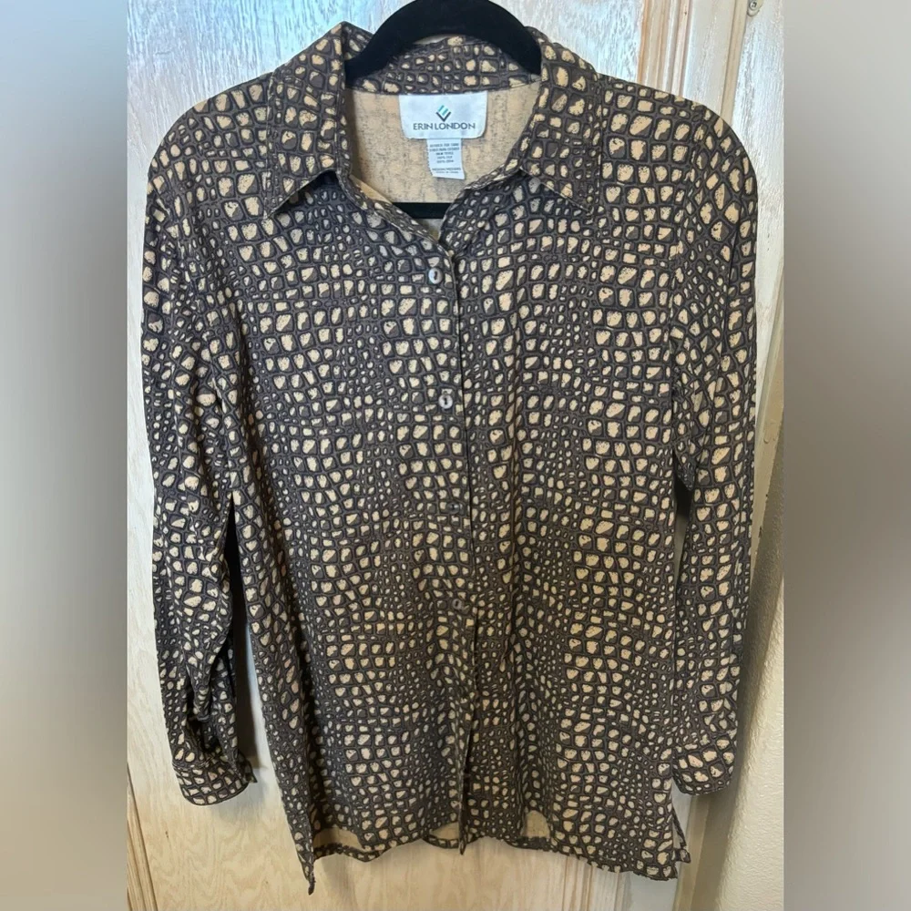 Vintage 90s 100% Silk Crocodile Animal Print Top, Medium